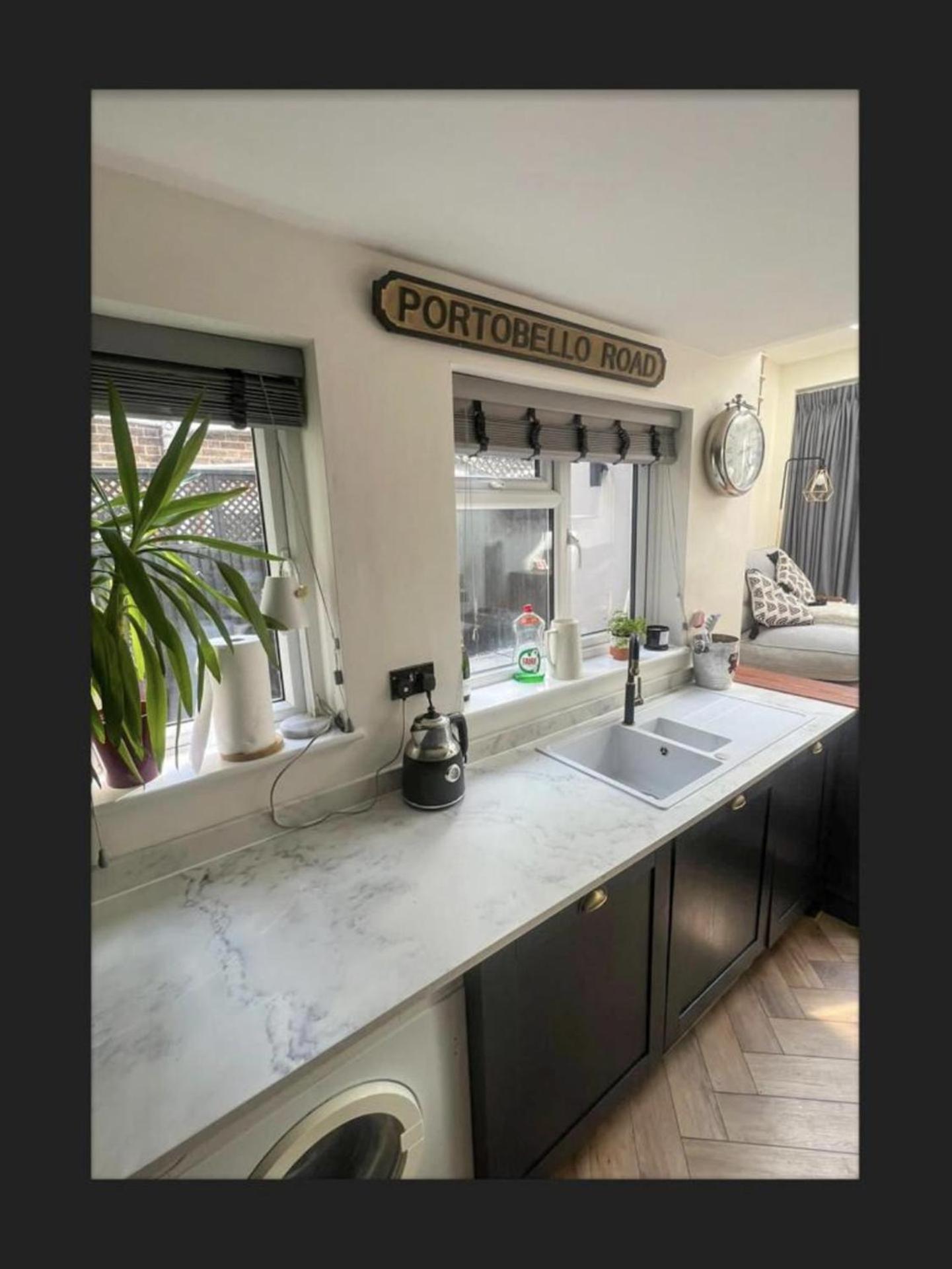 Charming 3-bed House In Holiday home